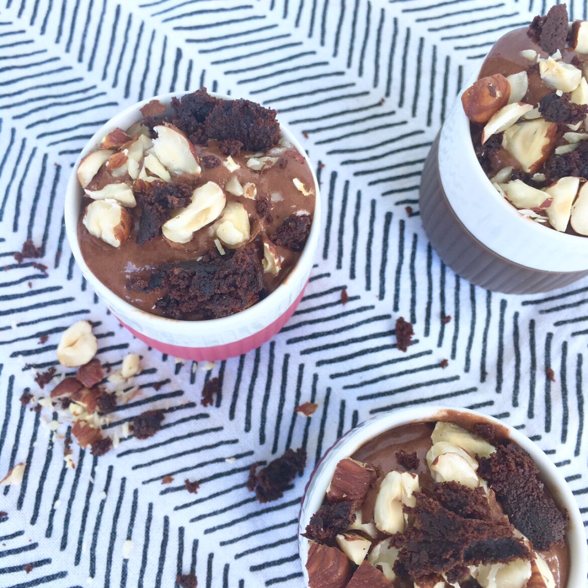 Nicecream, Rezept, Nana Icecream, selbstgemacht. Eiscreme selber machen, vegan, roh, gesund, zuckerfrei, Tipps, Ratgeber, Kochen für Kinder, Familienrezept, Leben mit Kindern, gesunde Ernährung mit Kindern, vegan kochen für die ganze Familie