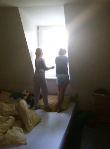 Hotelzimmerfenster, Nationalpark Hainich | berlinmittemom.com
