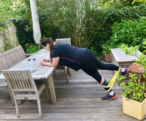 Rückenschmerzen bei Müttern | berlinmittemom.com