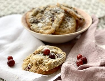 Cranberry Schoko Cookies zu Weihnachten | berlinmittemom.com